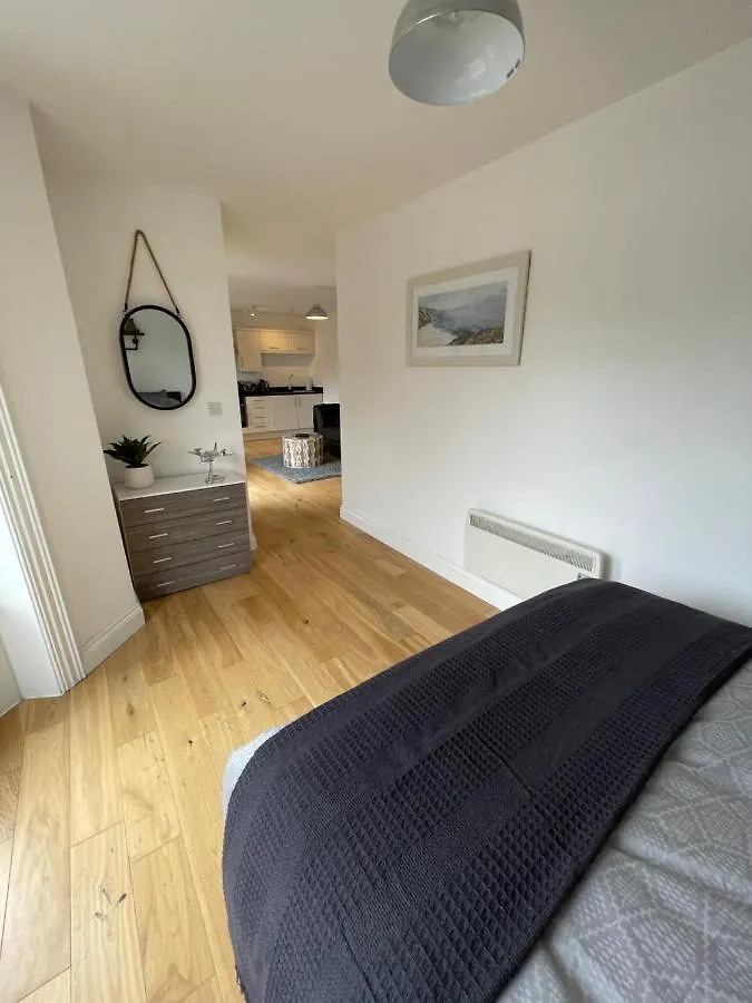 The Pilots Apartment Bournemouth 0*,