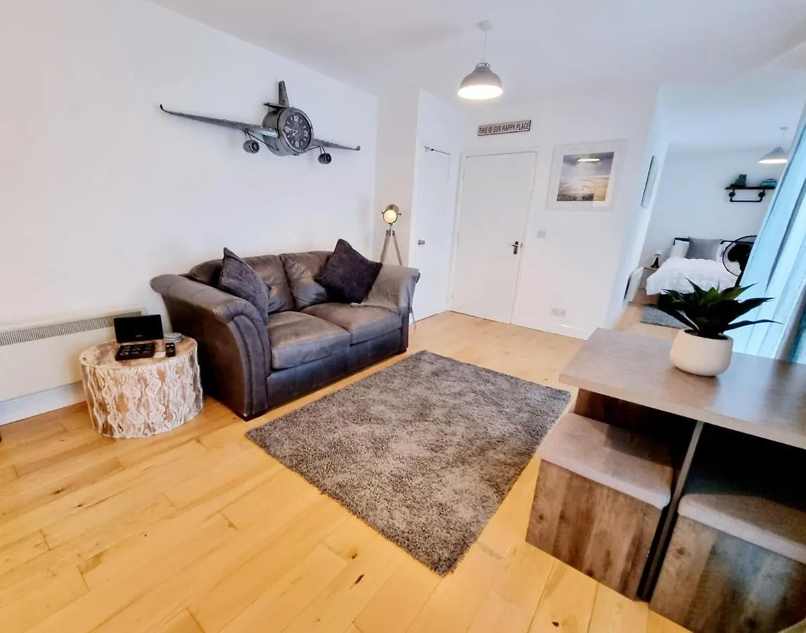 The Pilots Apartment Bournemouth 0*,  United Kingdom